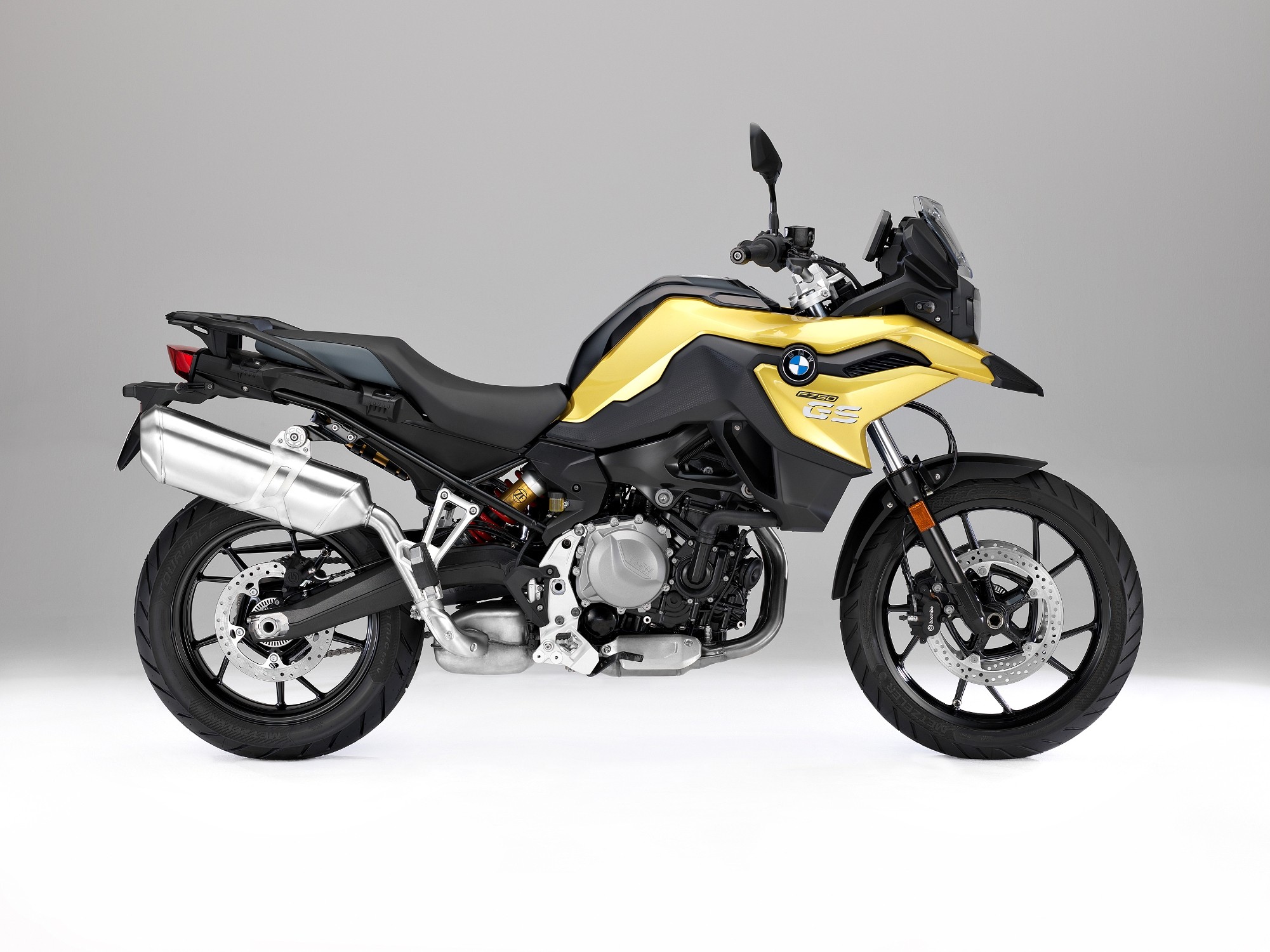 BMW F 750 GS motorcycle tire pressure guide
