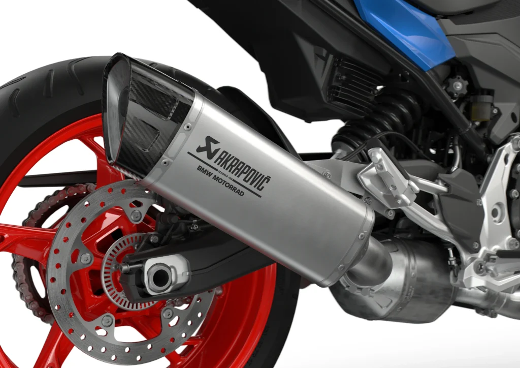 BMW F 900 XR, a lightweight parallel-twin offering excellent manageability and low seat options for shorter riders.